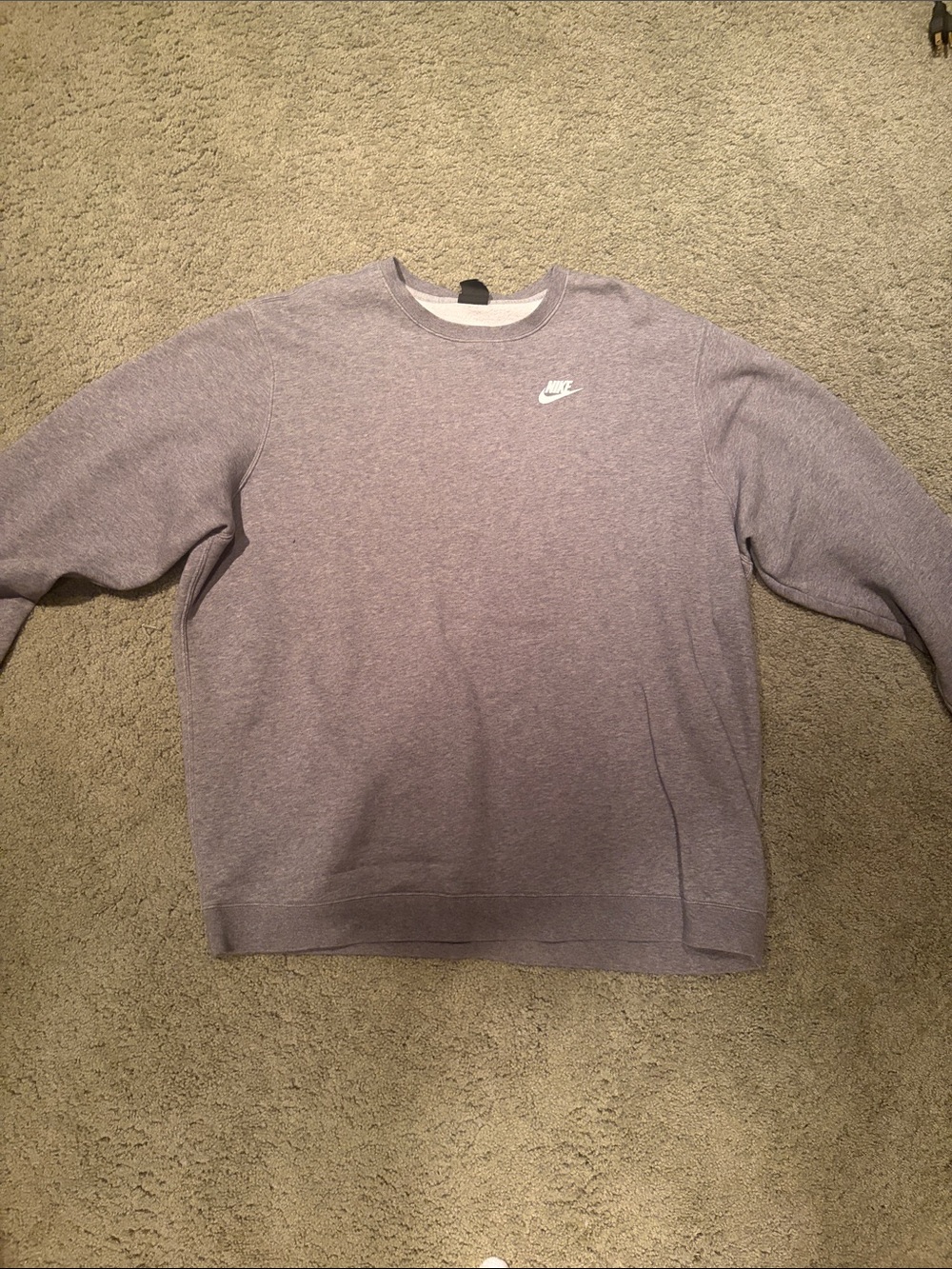 Nike Men's Crewneck Sweatshirt in Heather Grey
